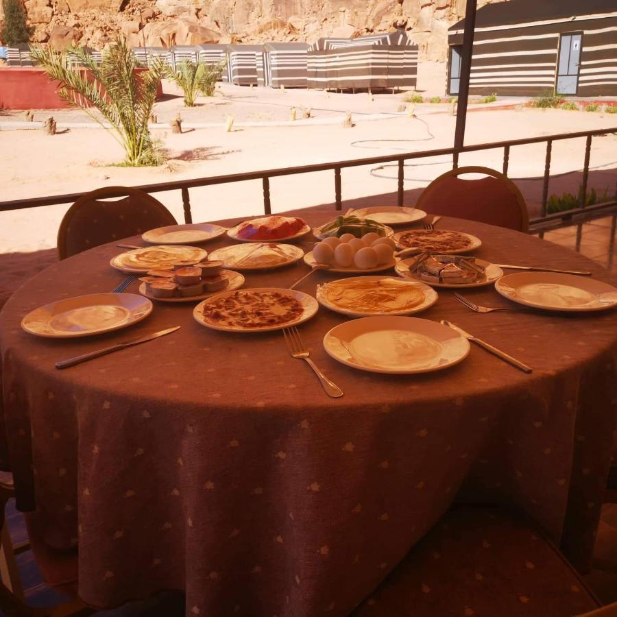 Moon Night Camp Hotel Wadi Rum Exterior photo