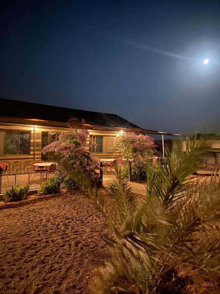 Moon Night Camp Hotel Wadi Rum Exterior photo
